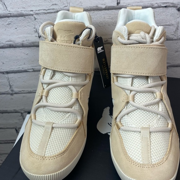 Sorel Womens Out N About Sport Wedge Ankle Boots Cream High Top Size 9 NEW - Picture 3 of 9